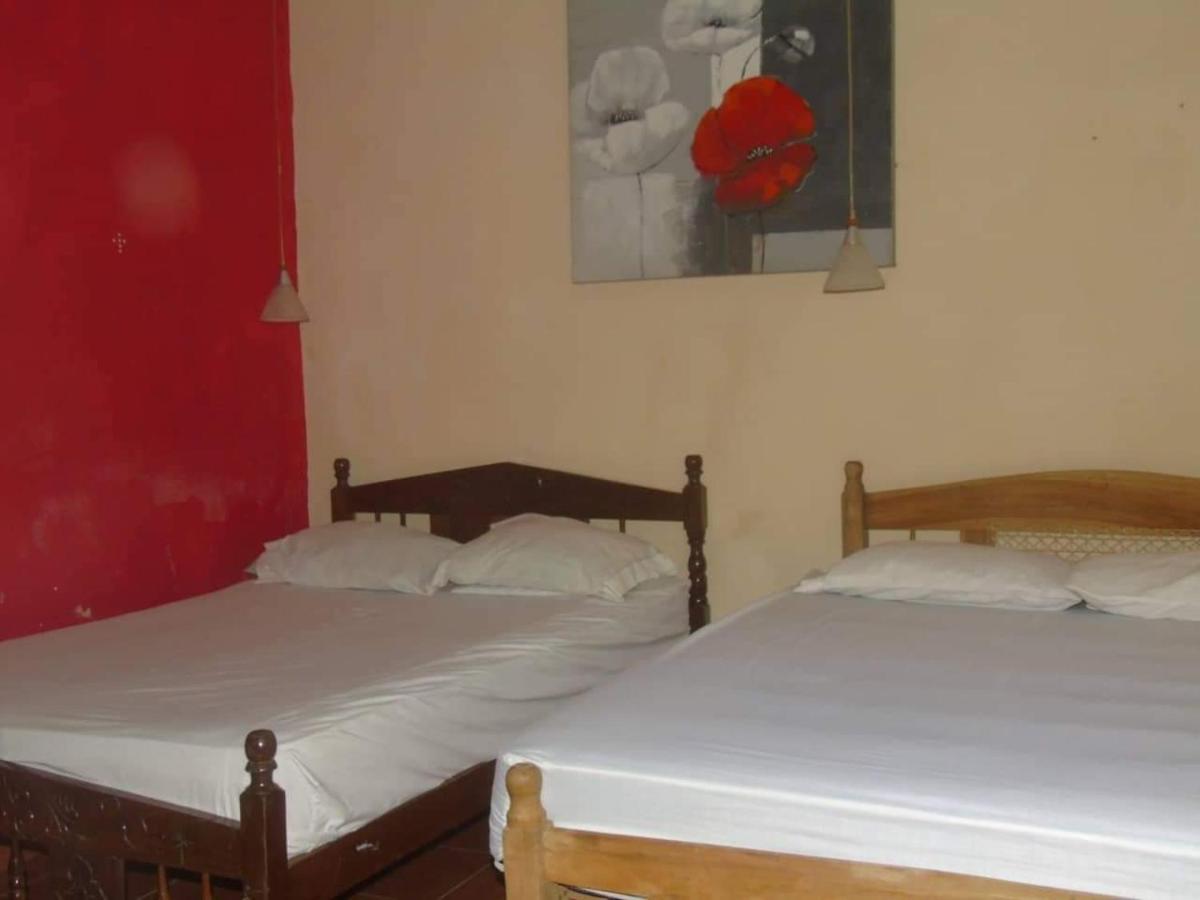 Hostal Vacaciones Nicas León Εξωτερικό φωτογραφία